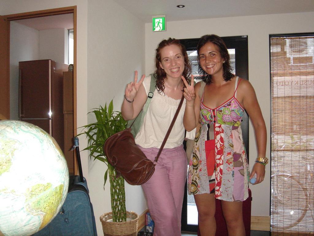 Kyoto Catholic House Hotel Bagian luar foto
